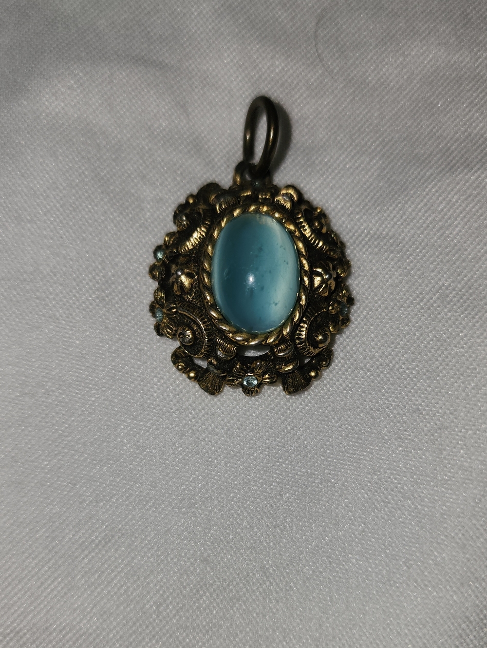 Vintage Sarah Coventry Czarina Pendant